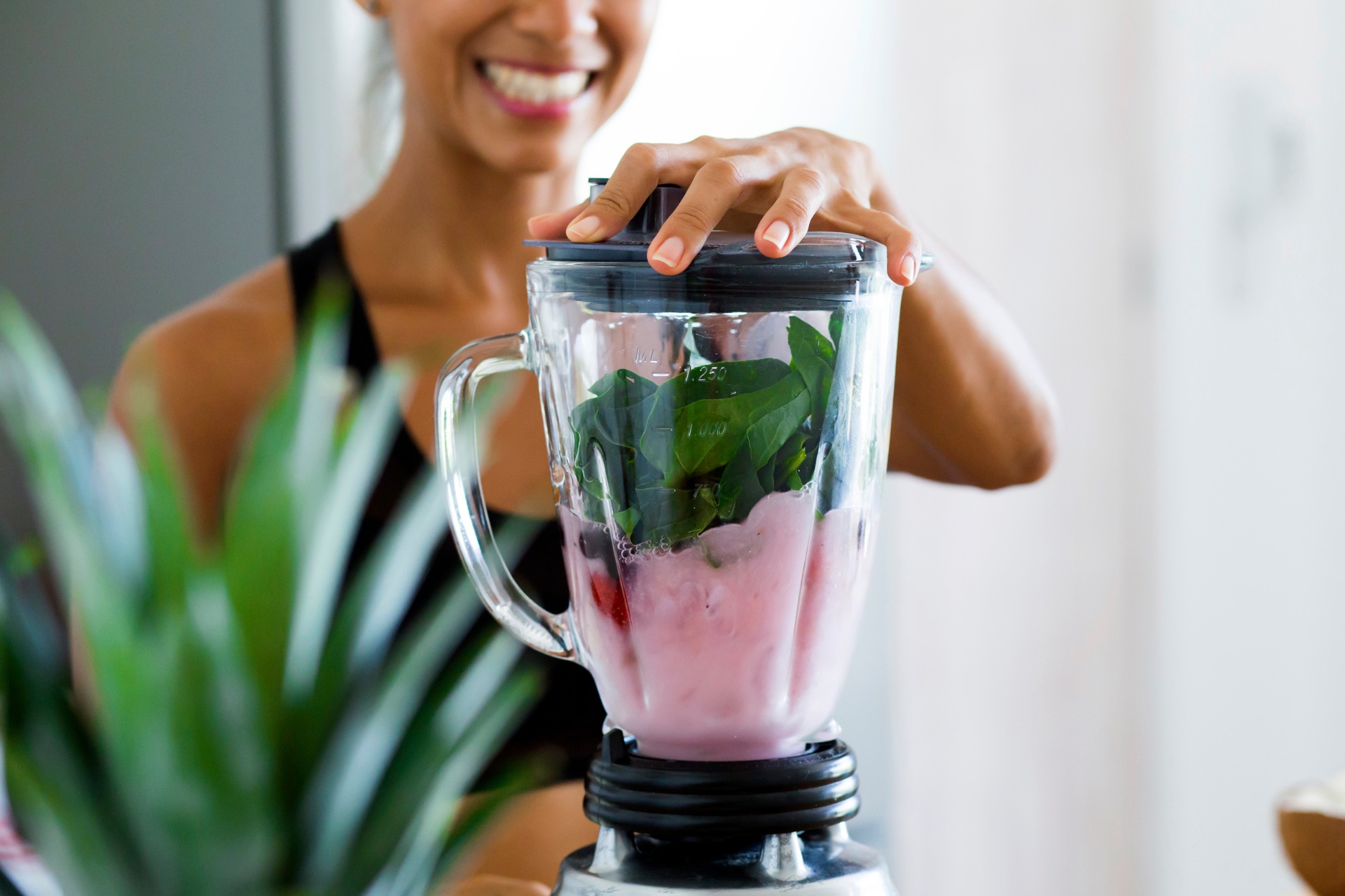 10 Best Blenders for Smoothies and More